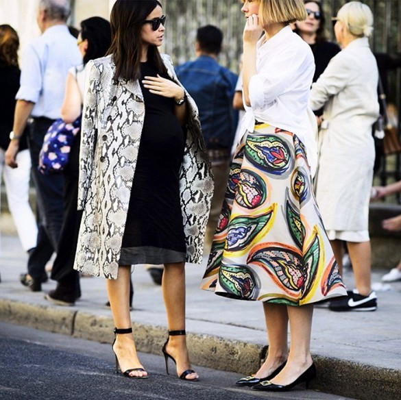 Áo khoác dáng dài sành điệu được "sao" ưa chuộng trong mùa lạnh ảnh 6