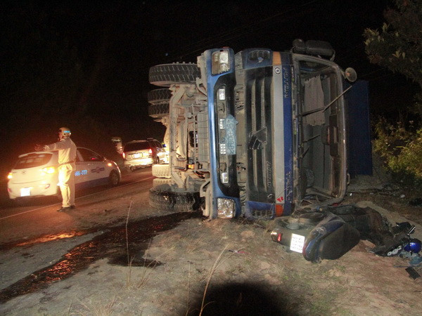 23 người chết vì tai nạn giao thông trong ngày cuối của năm 2016 ảnh 1