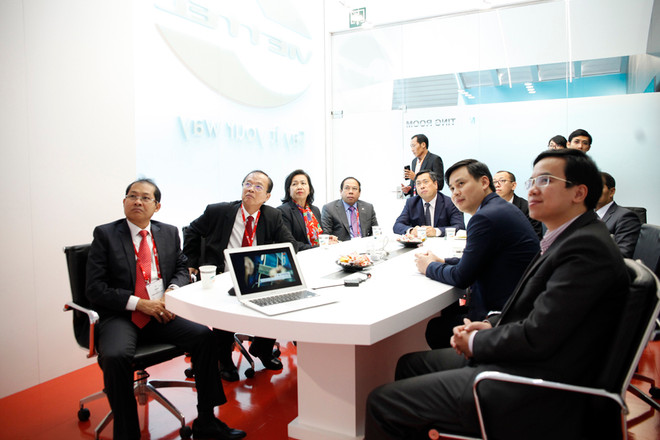 Nhìn lại những công nghệ hút khách của Viettel tại MWC 2017 ảnh 3