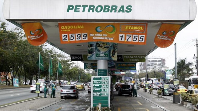 Petrobras đình chỉ hợp đồng với nhà thầu trong bê bối tham nhũng ảnh 1
