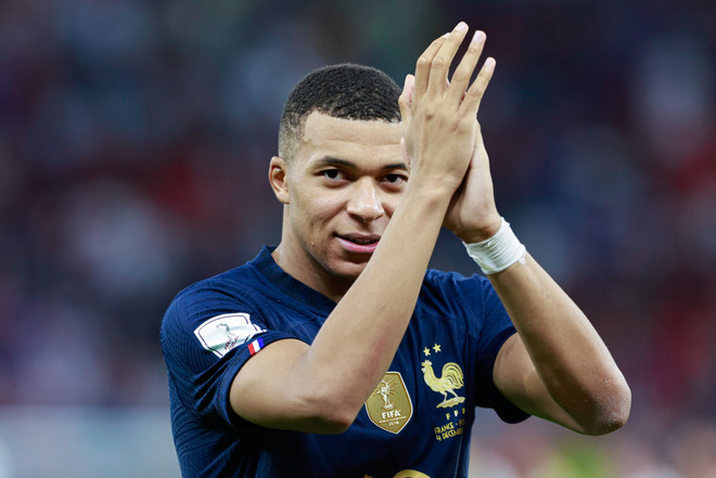 Siêu sao Kylian Mbappe lập kỷ lục ghi bàn tại sân chơi World Cup ảnh 1