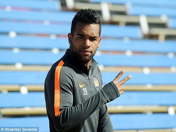 Trung Quốc tiếp tục gây sốc trên thị trường chuyển nhượng ảnh 1