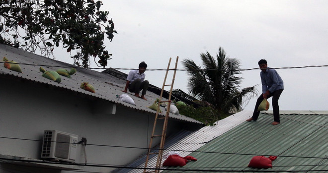 Kiên Giang cho toàn bộ học sinh, sinh viên nghỉ học 2 ngày tránh bão ảnh 1