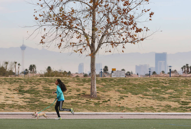 Thành phố Las Vegas trải qua 101 ngày kỷ lục không có mưa ảnh 1