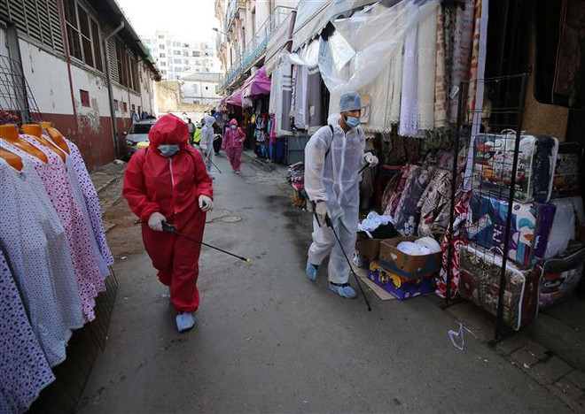 Dịch bệnh COVID-19 vẫn tiếp tục diễn biến phức tạp tại nhiều quốc gia ảnh 2