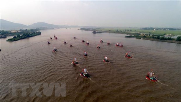 Gần 12 vạn lượt du khách về với Khu Di tích quốc gia Côn Sơn-Kiếp Bạc ảnh 1