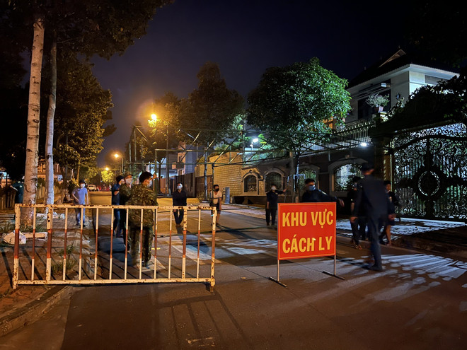 [Photo] Bình Dương ghi nhận 4 ca mắc COVID-19 lây nhiễm cộng đồng ảnh 3