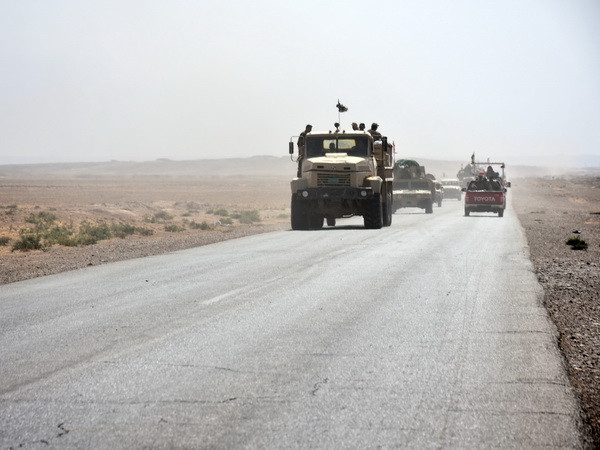 Các lực lượng của Iraq tiến vào thành trì cuối cùng của IS ảnh 1