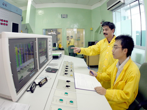 Việt Nam phấn đấu vào hàng các nước tiên tiến về Vật lý trong khu vực ảnh 1