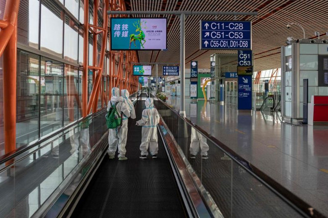 Trung Quốc: Bắc Kinh đón chuyến bay quốc tế đầu tiên trong hơn 5 tháng ảnh 1