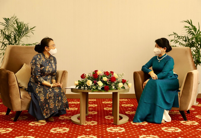 Phu nhân Chủ tịch nước tiếp đại diện Trường Song ngữ Lào-VN Nguyễn Du ảnh 1