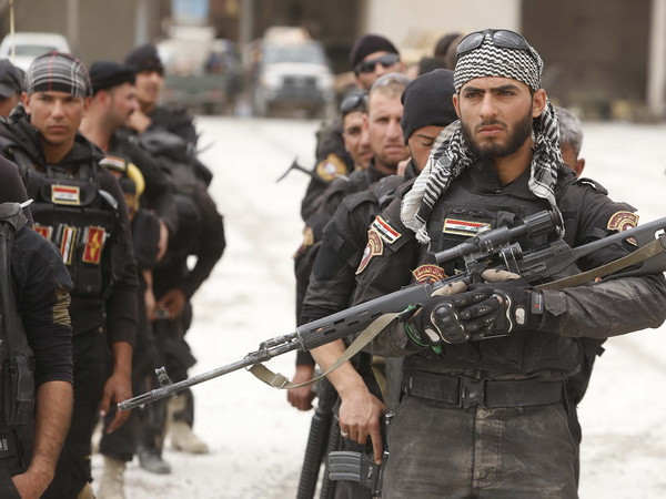 Mỹ cam kết liên tục cung cấp vũ khí cho Iraq đối phó với IS ảnh 1