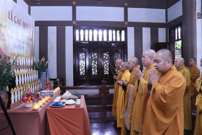 20 giờ ngày 19/11 cầu siêu cho các vong linh tử vong do COVID-19 ảnh 2