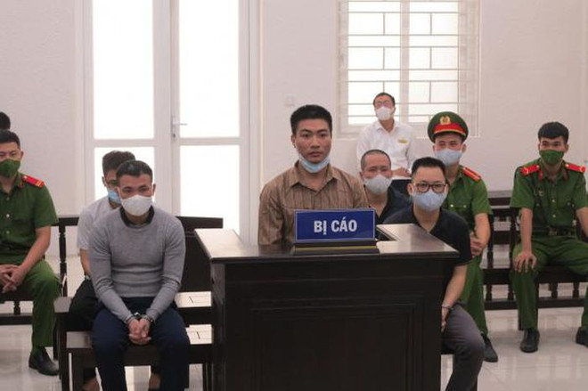 Gần 50 năm tù cho nhóm cán bộ dự án trộm cắp vật tư công trình ảnh 1