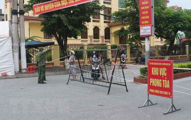 Hà Nam phát hiện thêm nhiều trường hợp mắc COVID-19 qua sàng lọc y tế ảnh 1