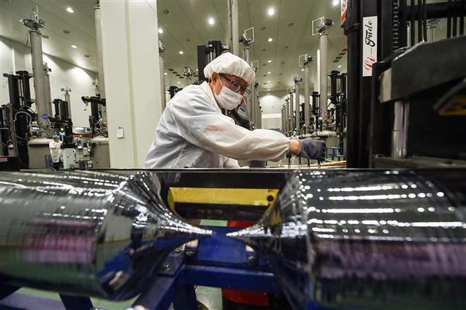 IMF có thể hạ dự báo tăng trưởng toàn cầu xuống thấp hơn vì COVID-19 ảnh 1