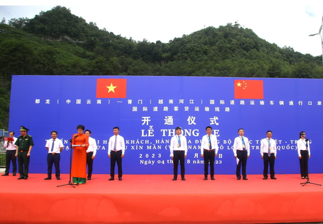 Hà Giang: Thông xe tuyến vận tải đường bộ quốc tế Việt Nam-Trung Quốc ảnh 1