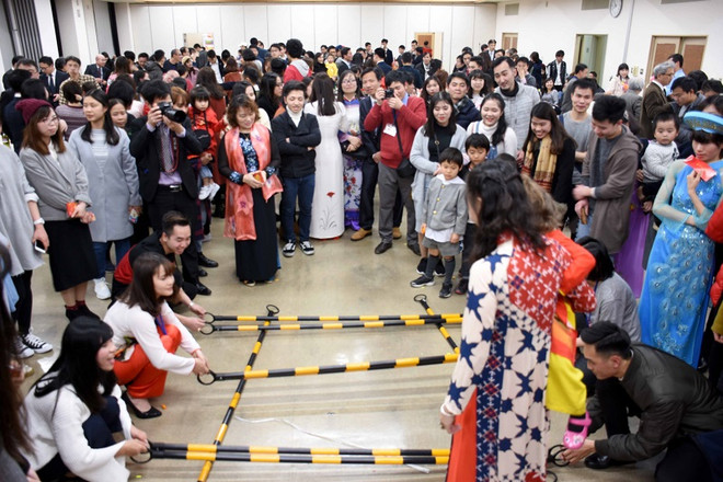 Ấm áp Tết cộng đồng của người Việt Nam tại cực Nam Nhật Bản ảnh 2