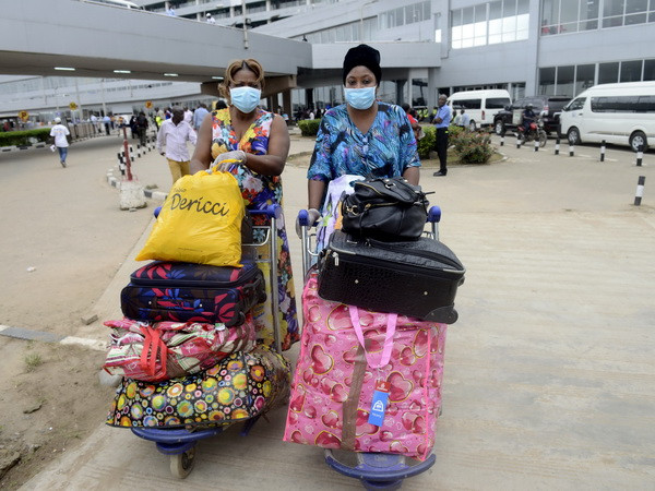 Malaysia khuyến cáo công dân không du lịch tới vùng dịch bệnh Ebola ảnh 1