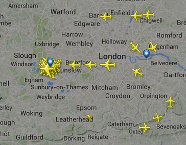Anh đóng cửa không phận London vì sự cố hệ thống máy tính ảnh 1