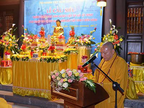 Cộng đồng người Việt tại Ukraine tổ chức hoạt động tri ân các liệt sỹ ảnh 1