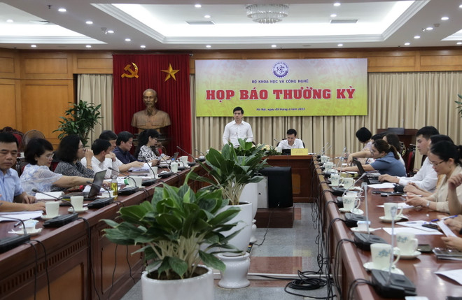 Hoàn thiện cơ chế, chính sách pháp luật về khoa học và công nghệ ảnh 1