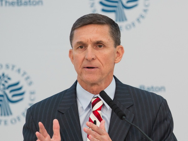 Những người từng cộng tác với ông Michael Flynn cũng bị điều tra ảnh 1