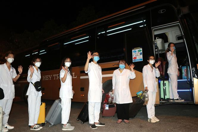 Hơn 300 cán bộ, sinh viên trường Kỹ thuật Y tế Hải Dương hỗ trợ TP.HCM ảnh 1