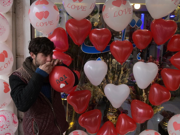 Những con số thú vị ít người biết về Lễ Tình nhân Valentine ảnh 1