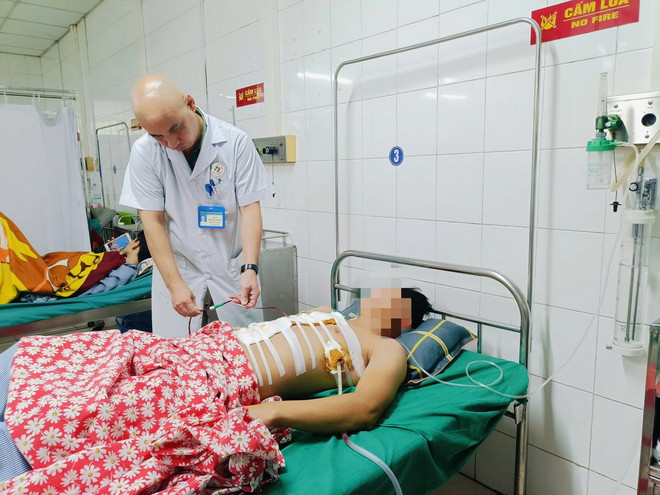 ttxvn_benh nhan dam thau tim gan.jpg