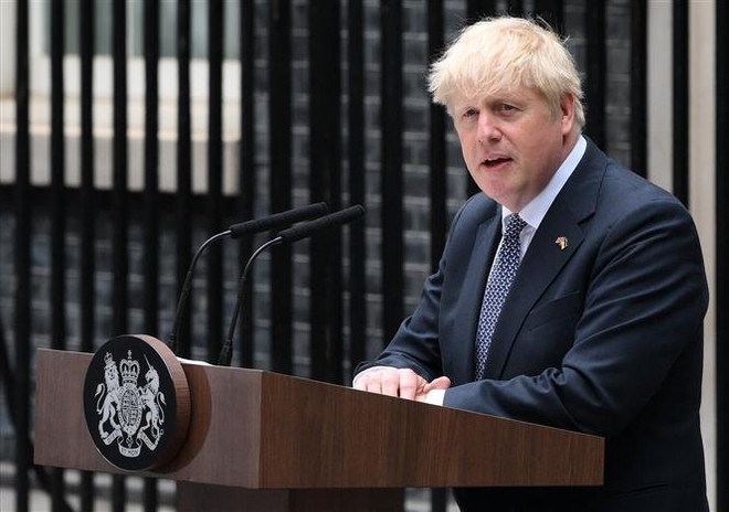 Cựu Thủ tướng Anh Boris Johnson. (Ảnh: AFP/TTXVN) Truyền thông Anh nêu các ứng cử viên "ghế nóng" Chủ tịch đảng Bảo thủ ảnh 1