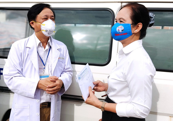 Hội nhà văn TP.HCM tham gia cuộc chiến phòng chống COVID-19 ảnh 1