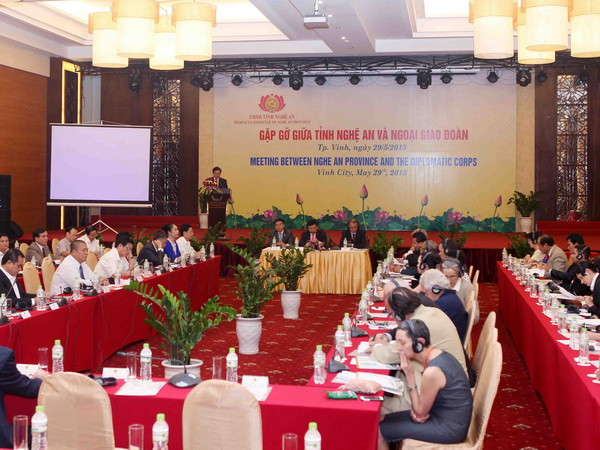 Gặp gỡ giữa tỉnh Nghệ An và Ngoại giao Đoàn - cơ hội thu hút đầu tư ảnh 1