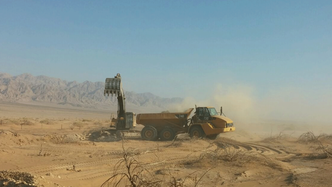 Israel bắt đầu xây tường rào dọc khu vực biên giới với Jordan ảnh 1