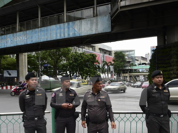 Phóng viên Trung Quốc bị bắt ở Thái Lan vì mang áo chống đạn ảnh 1