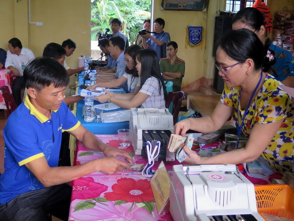 Quảng Trị hoàn thành trả tiền bồi thường đợt I cho người dân vùng biển ảnh 1