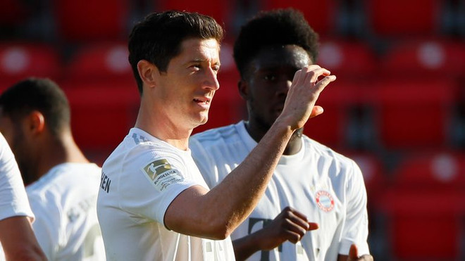 Hạ Union Berlin, Bayern Munich tái lập khoảng cách với Dortmund ảnh 1