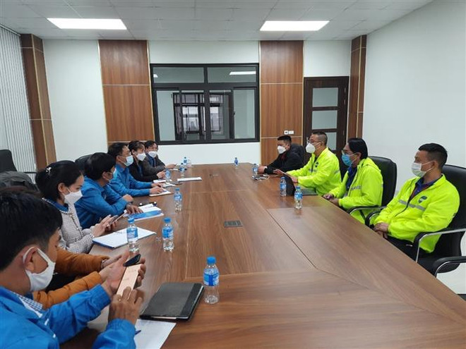 Nghệ An: Công ty Viet Glory tăng lương sau 5 ngày công nhân đình công ảnh 1