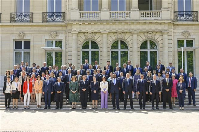 Bộ trưởng Ngoại giao Bùi Thanh Sơn dự hội nghị Hội đồng Bộ trưởng OECD ảnh 2