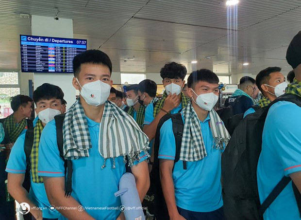 U22 Việt Nam lên đường sang Campuchia tham dự SEA Games 32 ảnh 1