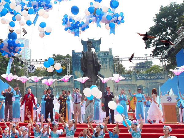 Đến năm 2030, thành phố Hà Nội sẽ có tới 69 tượng đài ảnh 1