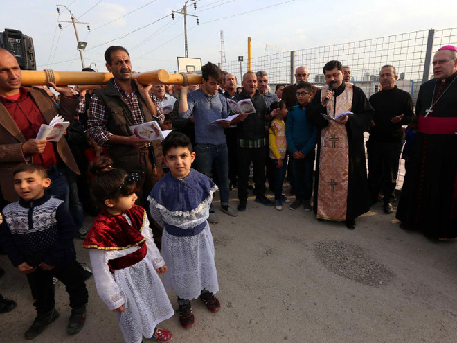 Bị phiến quân thiêu sống, bé gái vẫn xin mẹ “tha thứ cho IS” ảnh 1