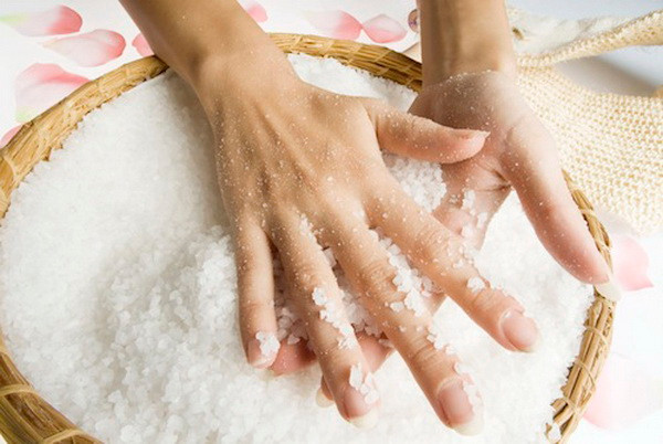 Muối Epsom - những hạt "bụi tiên" giúp phái nữ thêm lung linh ảnh 2