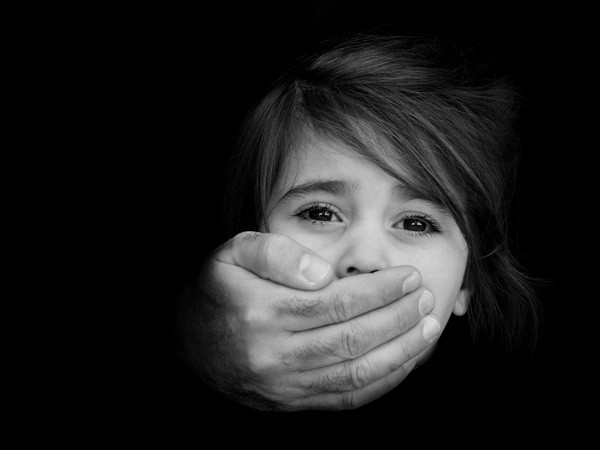 Khoảng 30% nạn nhân buôn người trên toàn thế giới là trẻ em ảnh 1