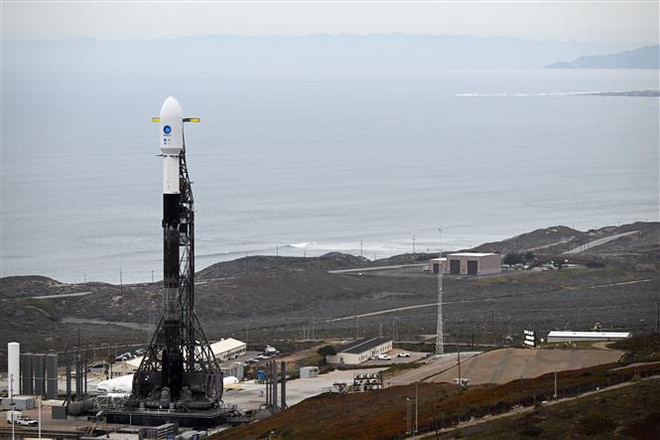 NASA phóng vệ tinh đầu tiên khảo sát nước trên bề mặt Trái Đất ảnh 1