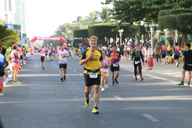 Khai mạc Giải VnExpress Marathon Marvelous Nha Trang 2023 ảnh 1