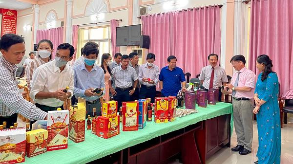 Phú Quốc đẩy mạnh xúc tiến, kết nối tiêu thụ sản phẩm OCOP ảnh 1