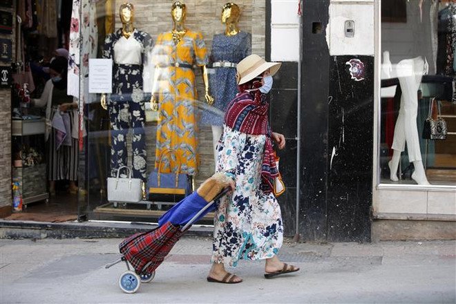 Một số biện pháp nới lỏng tại Argentina, Mỹ và các nước châu Âu ảnh 1