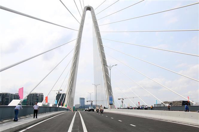 Cầu Thủ Thiêm 2. (Ảnh: Tiến Lực/TTXVN) Vì sao PCI của Thành phố Hồ Chí Minh bất ngờ giảm tới 13 bậc? ảnh 2