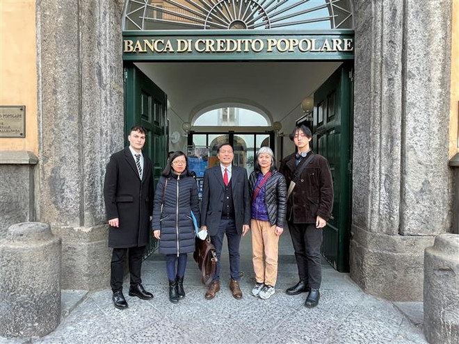 Vụ 100 container hạt điều xuất sang Italy: Cảnh sát giữ 4 container ảnh 2